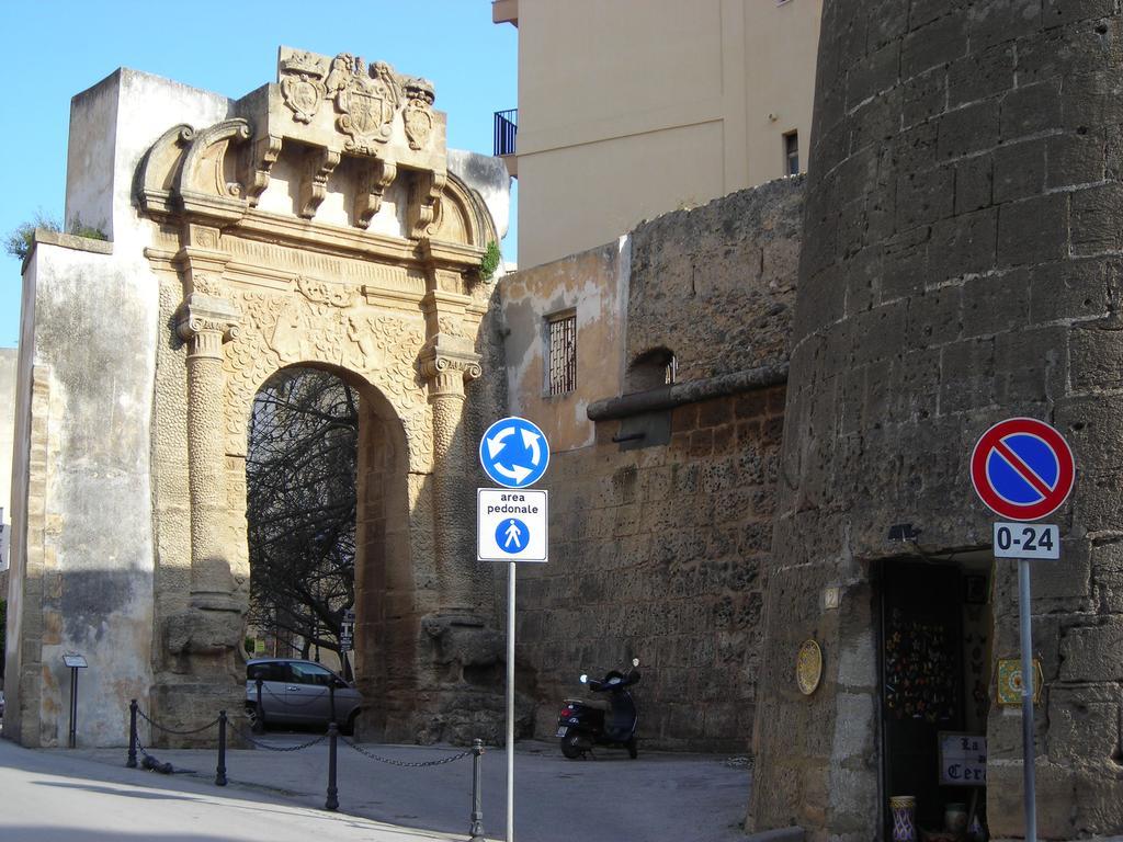 Case Porta San Salvatore Sciacca Eksteriør billede